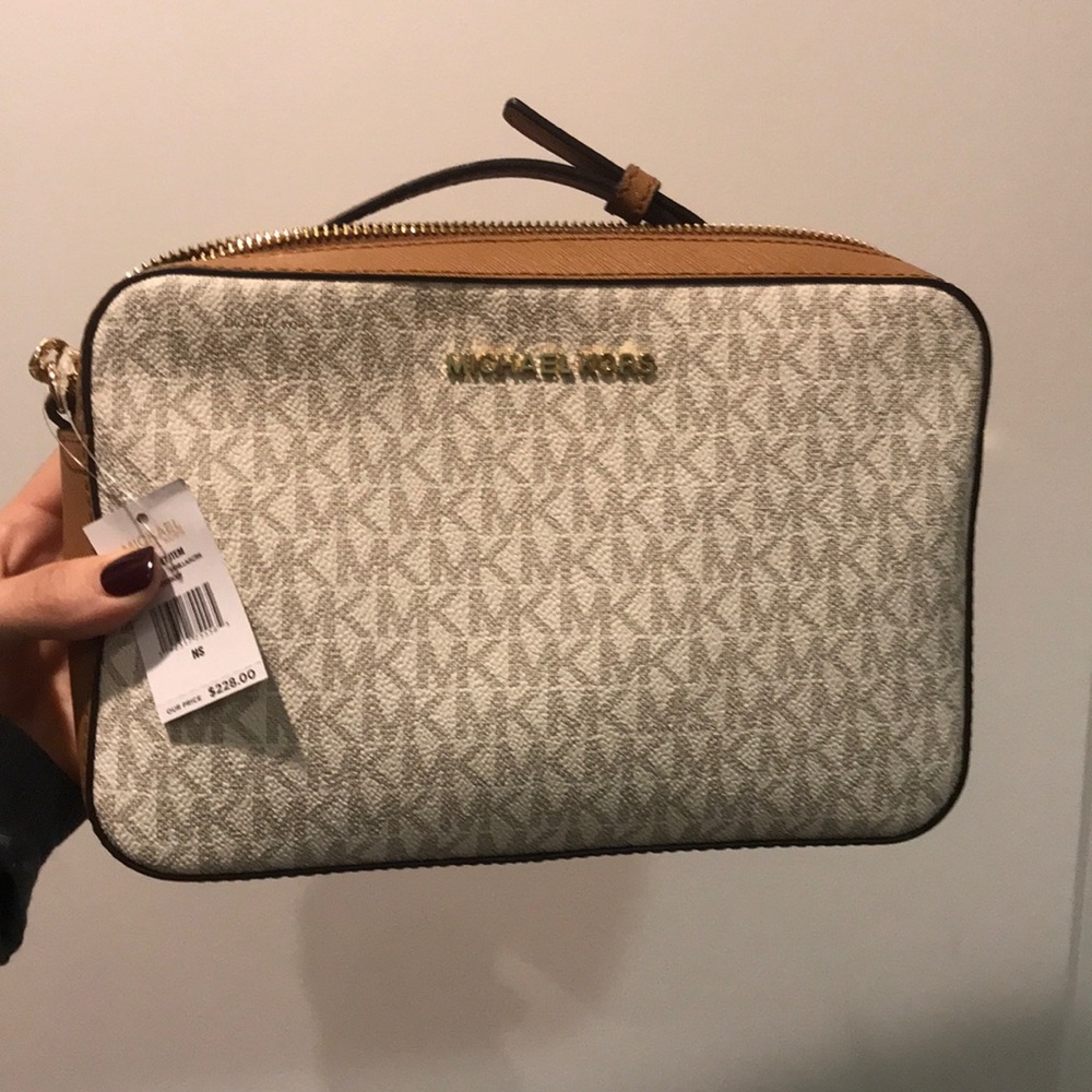Michael Kors Crossbody Bag
